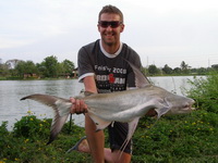 Chao Phraya Catfish fishing in Thailand at IT Lake Monsters