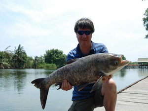 Bighead carp fishing Shadow Lake Thailand