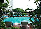 Swimming Pool - Montien Hotel Bangkok