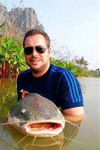 Amazon redtail catfish fishing in thailand with John Wilson