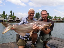Jeremy Wade with a Mekong giant catfish from Bungsamran Lake in Bangkok